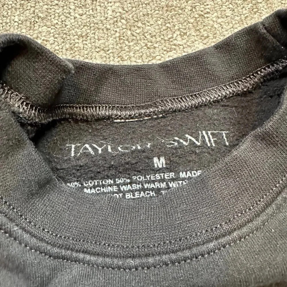 Taylor Swift Fearless Taylor’s Version Album Crew… - image 3